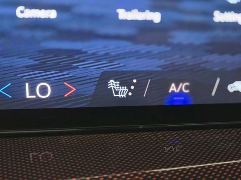 New 2026 Chevrolet Traverse Z71 w/ Driver Confidence Package image 23