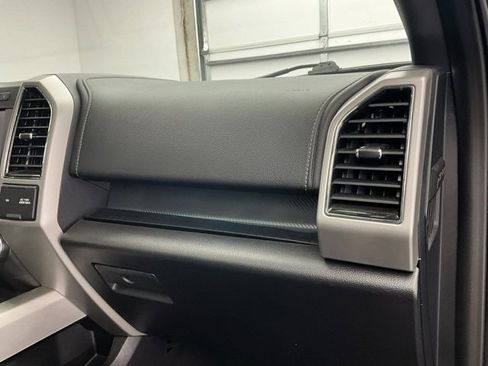 Used 2020 Ford F150 Lariat w/ Equipment Group 502A Luxury image 12