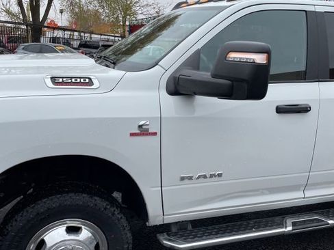 Used 2024 RAM 3500 Big Horn image 17