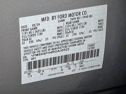 Certified 2024 Ford Explorer Limited image 29