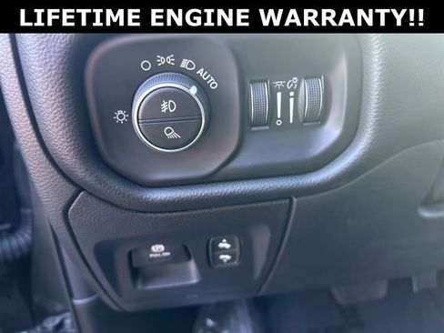 New 2026 RAM 1500 Big Horn AWD/4WD image 12