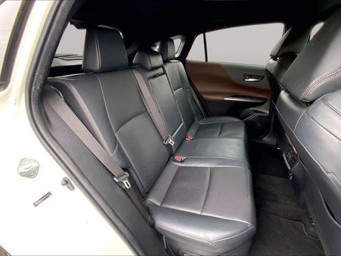 Used 2021 Toyota Venza Limited AWD/4WD image 19