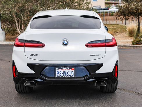 Used 2022 BMW X4 xDrive30i w/ M Sport Package 2 AWD/4WD image 25