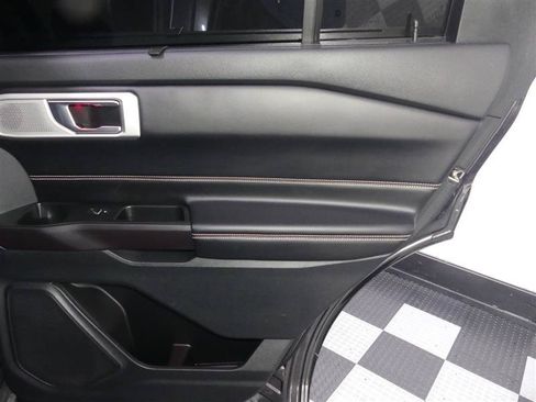 Used 2020 Ford Explorer ST w/ Premium Technology Package AWD/4WD image 27