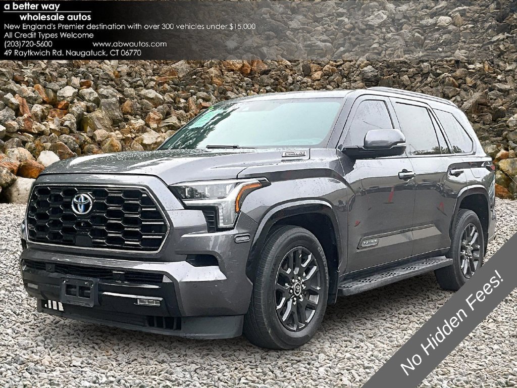 Used 2023 Toyota Sequoia Platinum AWD/4WD image 1