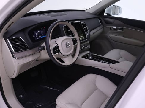 Certified 2023 Volvo XC90 T8 Plus AWD/4WD image 6