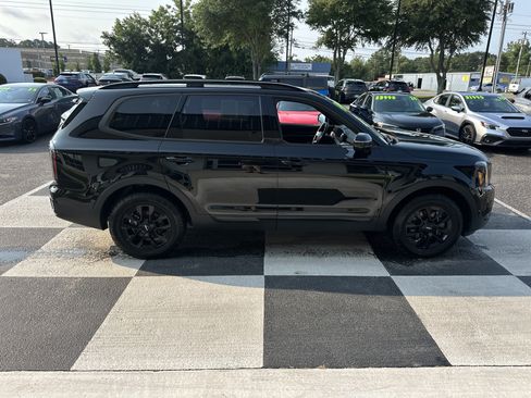 Used 2024 Kia Telluride SX Prestige X-Pro AWD/4WD image 3