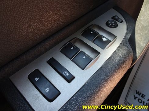 Used 2008 Chevrolet Silverado 3500 LT w/ EZ-Lift Tailgate Package AWD/4WD image 22