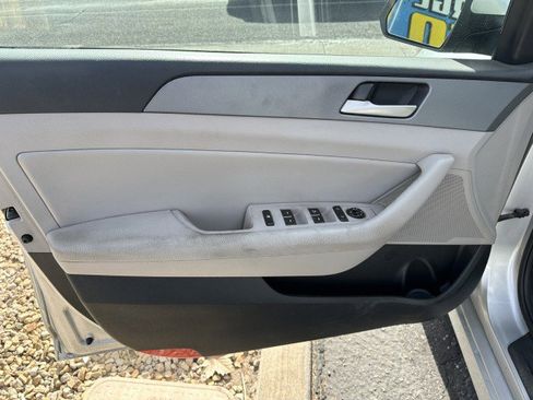 Used 2018 Hyundai Sonata SEL image 10