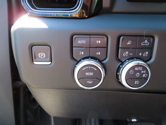 Certified 2025 GMC Sierra 3500 AT4 w/ AT4 Premium Plus Package AWD/4WD image 45