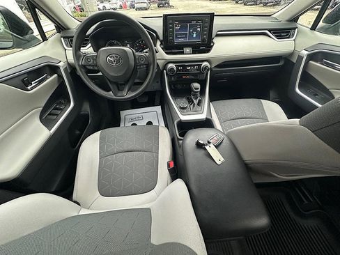 Certified 2022 Toyota RAV4 XLE AWD/4WD image 19