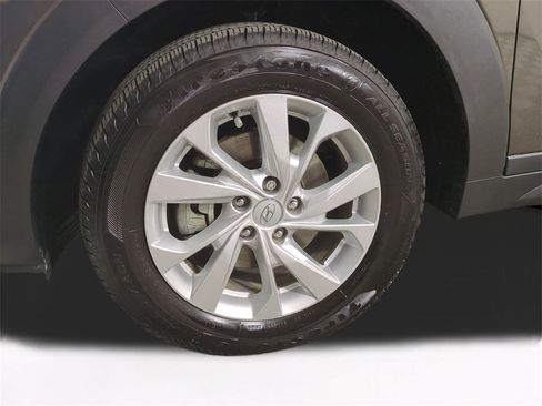 Certified 2020 Hyundai Tucson SE image 11