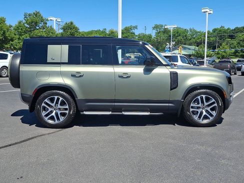 Used 2020 Land Rover Defender 110 HSE AWD/4WD image 7