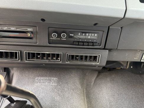 Used 1989 Jeep Wrangler 4WD image 19