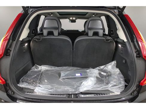 Used 2023 Volvo XC90 B6 Plus w/ Protection Package Premier AWD/4WD image 25