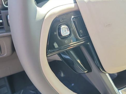 Certified 2023 Lincoln Corsair AWD w/ Equipment Group 101A image 25