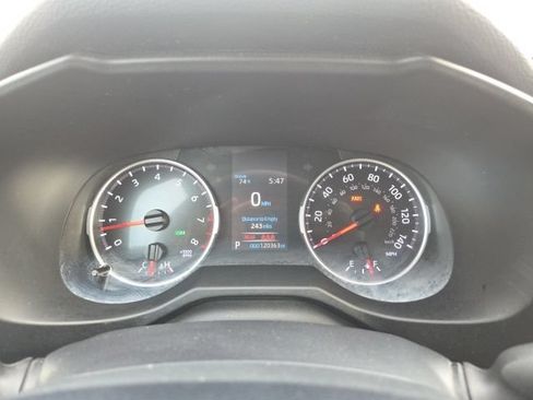 Used 2020 Toyota RAV4 LE w/ All Weather Liner Package AWD/4WD image 13