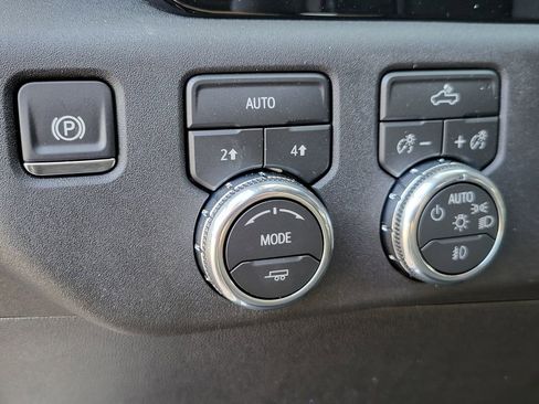 New 2026 GMC Sierra 1500 Elevation image 20