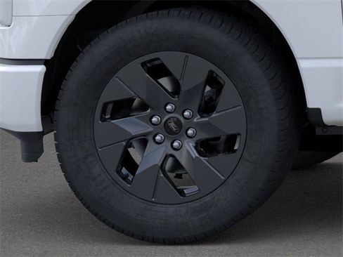 New 2025 Ford F150 Lightning Flash image 19