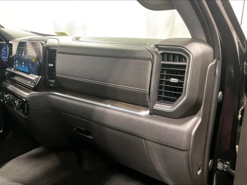 Used 2023 Chevrolet Silverado 1500 LT image 13