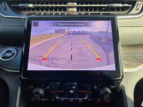 New 2025 Jeep Grand Cherokee Limited image 23