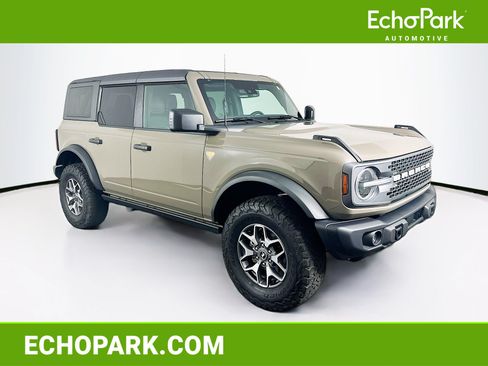 Used 2025 Ford Bronco Badlands AWD/4WD image 1