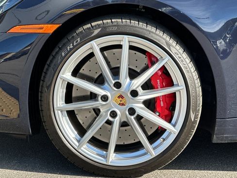 Used 2024 Porsche 911 Targa 4 GTS image 45