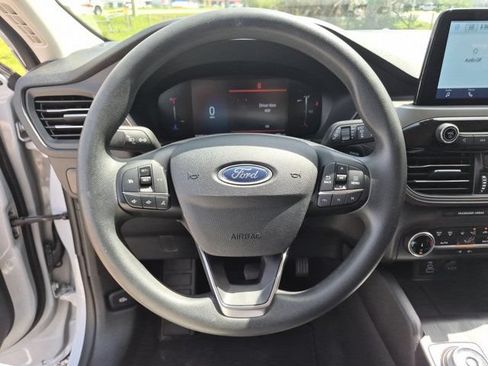 Used 2025 Ford Escape Active AWD/4WD image 22