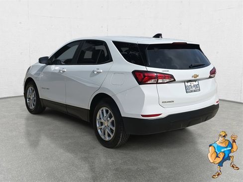 Used 2022 Chevrolet Equinox LS w/ LS Convenience Package image 7