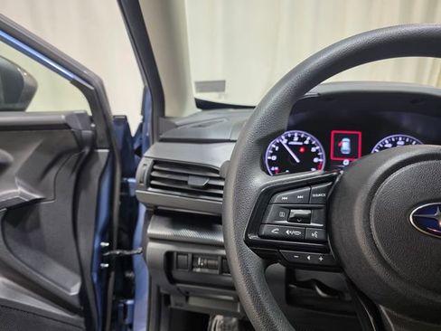 Used 2024 Subaru Crosstrek 2.0i Premium image 16