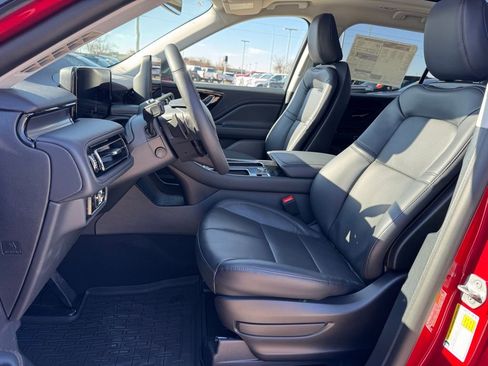 New 2026 Lincoln Aviator AWD image 5