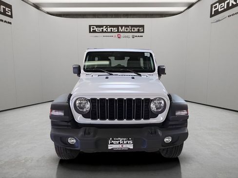 Used 2024 Jeep Wrangler Sport S image 1