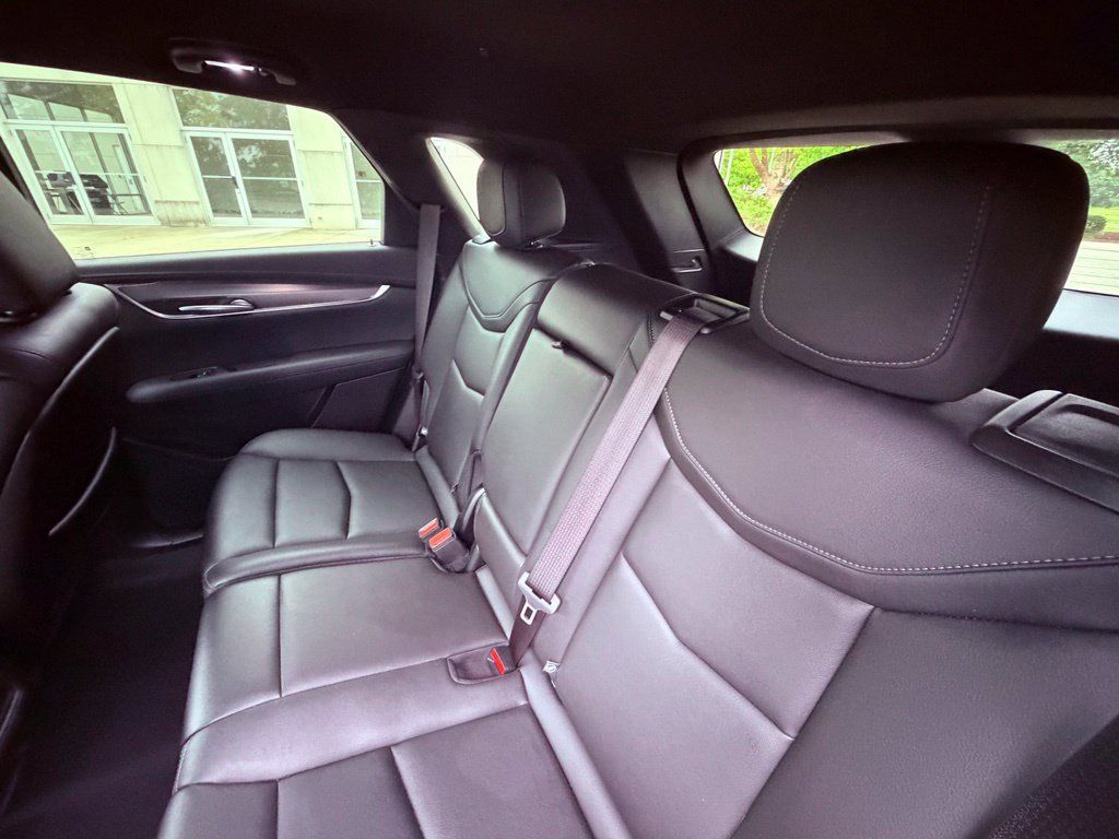 Used 2023 Cadillac XT5 Luxury FWD image 11
