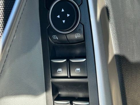 Used 2023 Ford Explorer XLT w/ Equipment Group 202A image 25