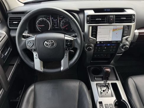 Used 2022 Toyota 4Runner Limited RWD image 12