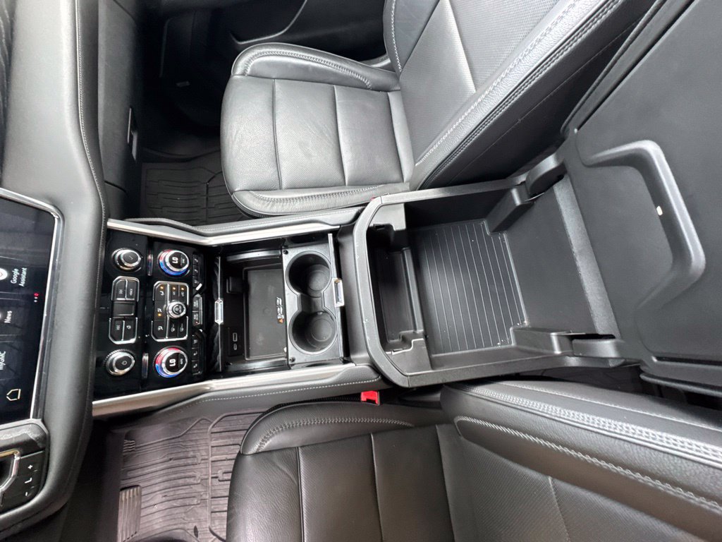 Used 2024 GMC Yukon XL Denali w/ LPO, Floor Liner Package AWD/4WD image 22
