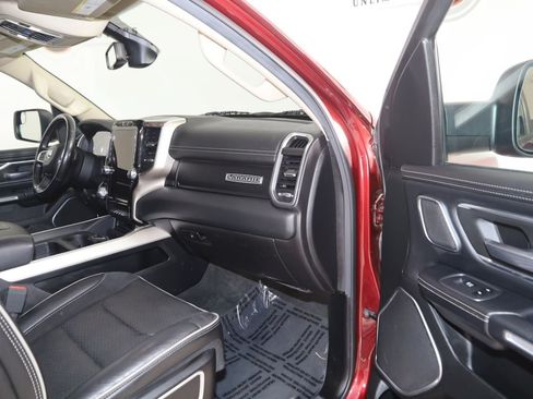 Used 2020 RAM 1500 Laramie AWD/4WD image 45