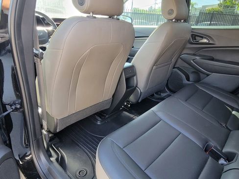 Used 2024 Chevrolet Trax ACTIV w/ Driver Confidence Package FWD image 4