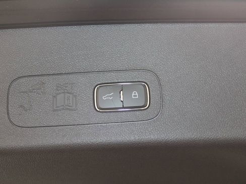 New 2025 Lincoln Aviator 2WD w/ Jet Appearance Package image 13