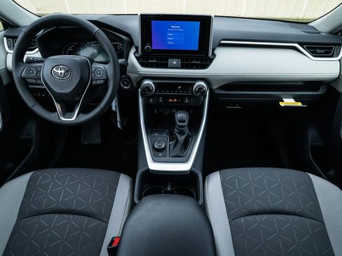 New 2025 Toyota RAV4 XLE w/ Convenience Package image 12
