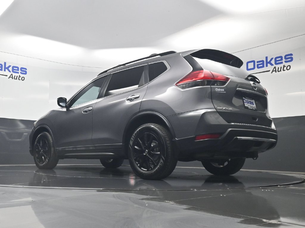 Used 2017 Nissan Rogue SV w/ Midnight Edition AWD/4WD image 41