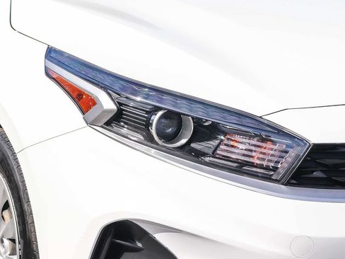 Used 2022 Kia Forte Sedan FWD image 8