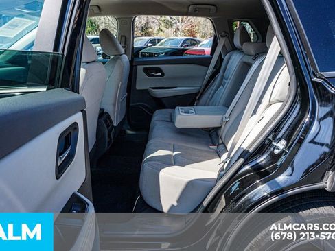 Used 2025 Nissan Rogue SV image 20