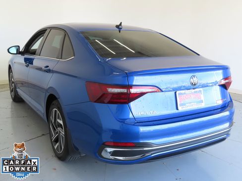 Certified 2023 Volkswagen Jetta SEL image 7