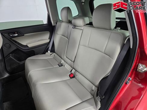 Used 2017 Subaru Forester 2.5i Limited image 16