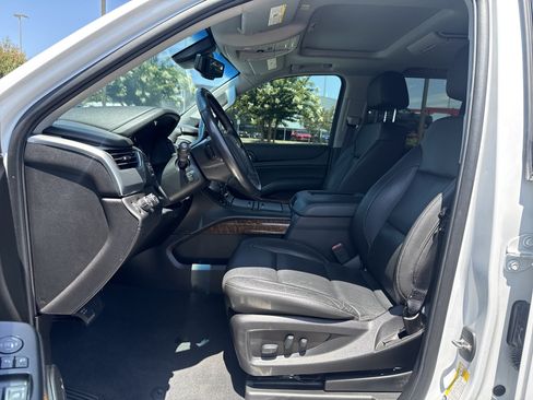 Used 2019 Chevrolet Tahoe Premier AWD/4WD image 9