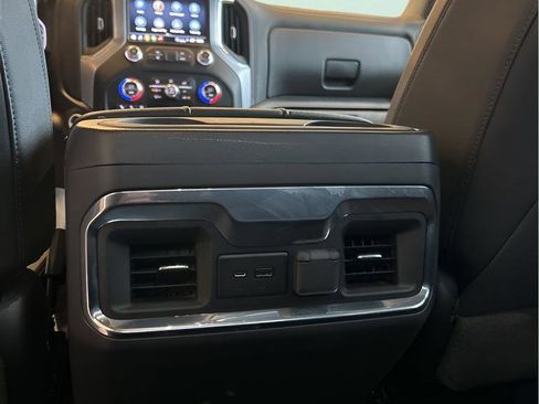 Used 2021 GMC Sierra 1500 SLT image 17