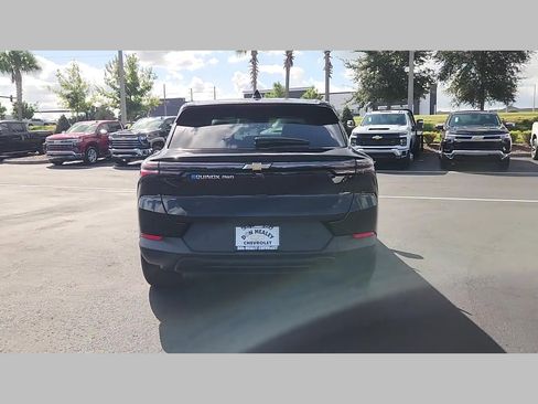 New 2026 Chevrolet Equinox EV LT image 20