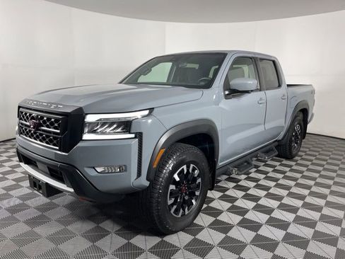 Used 2023 Nissan Frontier PRO-4X w/ Pro Convenience Package AWD/4WD image 6