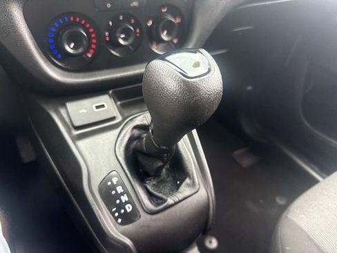 Used 2022 RAM ProMaster City Tradesman FWD image 24